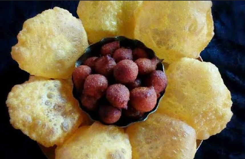 Recipe,Bengali Recipe,Home made Taler luchi