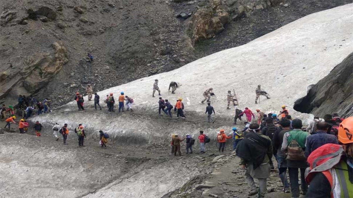 Amarnath Yatra,Jammu Kashmir,Landslide,Jammu Srinagar National Highway