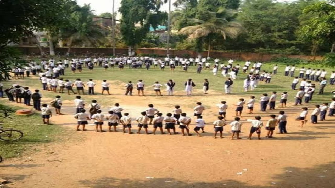 Monkey,west Midnapore,daspur High school,Daspur