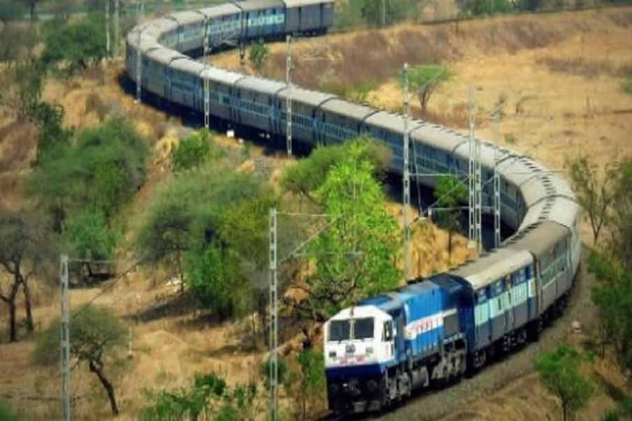 Indian Railway,Child Passengers,Earn 2800 Crore,Ticket