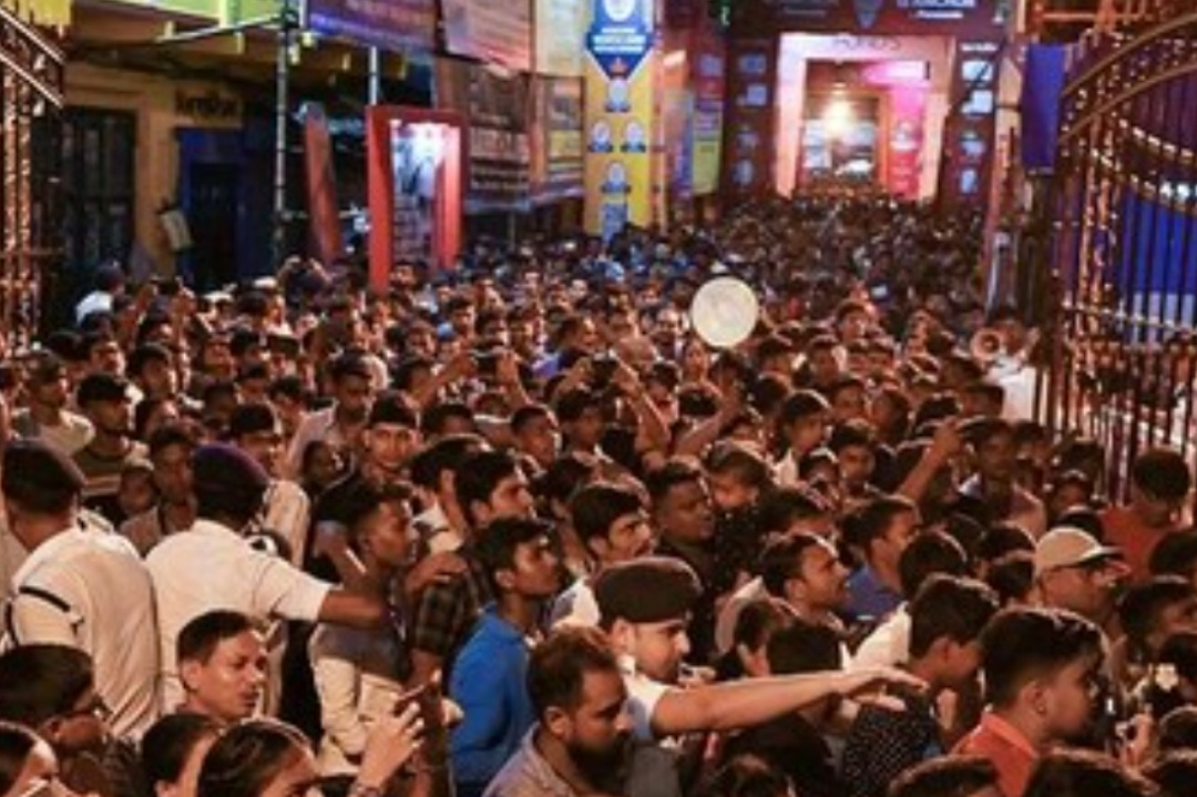 Durga Puja,Puja 2023,Pandle visit,Wb Police