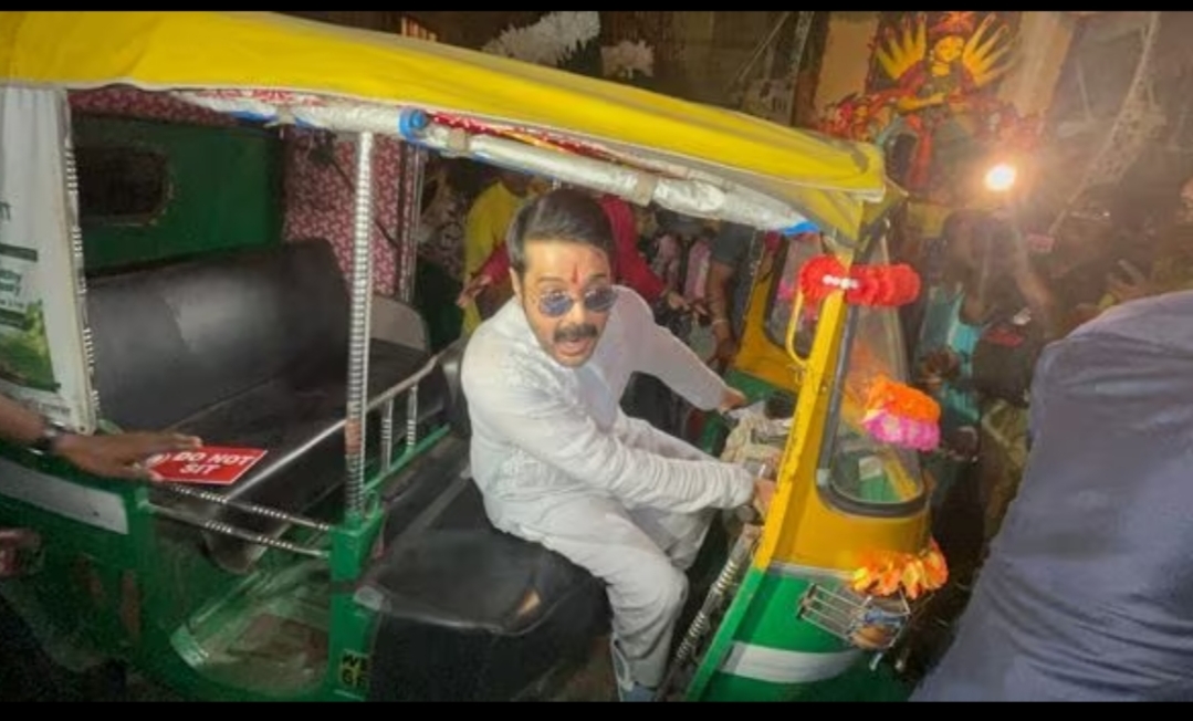 কলকাতা,প্রসেনজিত চট্টোপাধ্যায়,অষ্টমী,অঞ্জলী