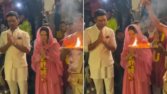 Sunny Leone,Ganga Aarti,Varanasi,video,actor Abhishek Singh,সানি লিওন,গঙ্গা আরতি,বারাণসী,ভিডিয়ো,অভিনেতা অভিষেক সিং,Bangla News,Latest Bangla News,News in Bangla,Bengali News,Latest Bengali News,News in Bengali,সানি লিওনি,Music video promotion,Sunny Leone attends Ganga Aarti,Sunny Leone in Varanasi,Sunny Leone shares a glimpse,Abhishek Singh,Third Party,Sunny Leone Video,বারাণসীতে সানি লিওন,bollywood actress,hot actress