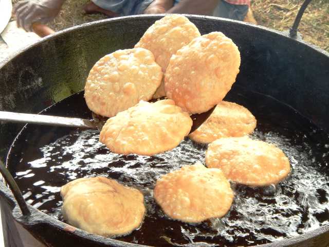 Bengali Food,Bengali Vegetarian Recipes,Vegan Recipes,vegetarian recipes,Bangali Recipes,No Onion No Garlic Recipes,Street Food Recipes,Bengali Recipes,bengali kochuri,bengali special recipe,radhaballavi recipe,Poori,Naan and Paratha,Puri Recipe,Featured,poori recipe,puffy poori,bengali dal poor,i  radha ballavi,poori masala  stuffed poori,Aloo dum,Bengali Food Blog,Bengali Food Photography,Durga Pujo,Food Photography,Indian Recipes,Kolkata Street Food,No Onion No Garlic,Radhaballabhi,Radhaballabhi ar Aloor Dum,Radhaballavi,Snacks,Street Food,Traditional Bengali Recipes,Traditional Recipes From Grandmas Kitchen,Vegetarian,indianflatbreads,simplytadka,indianbreads,maincourse,indianfood,cooking,blogging,food,recipe,homemade,vegetarian food,easy recipes,simple recipe,lunchbox recipe,dinner menu,breakfast,lunch menu,bloggingmarathon,paratha,roti,chapati,tawa cooking,regional food,radhabhallavi,maida poori,dal poori,fried recipe,urad dal,chana dal,bengal gram,fried,plain flour (maida),skinless split black gram