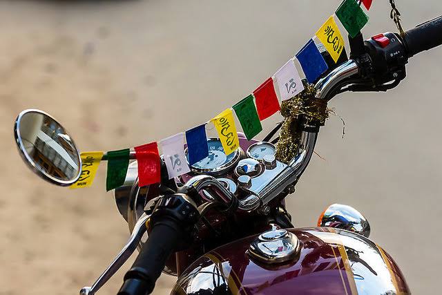 Tibet flag,om mani padme hum,tibet,negative energy,positive energy,dalai lama,tibetian belief,positivity,negativity,tibetian flag in house,tibetian flag in bike,tibetian flag india,lifestyle